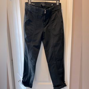 White House Black Market - black pants - mid-rise, straight crop, “PRET-A-PEDI”